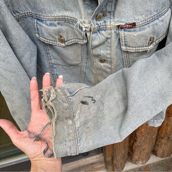 Vintage Shredded Denim Patch Jacket Punk Metal Megadeth Metallica - Picture 7 of 7